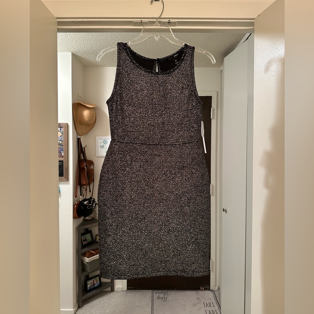 Gold/black shimmery dress